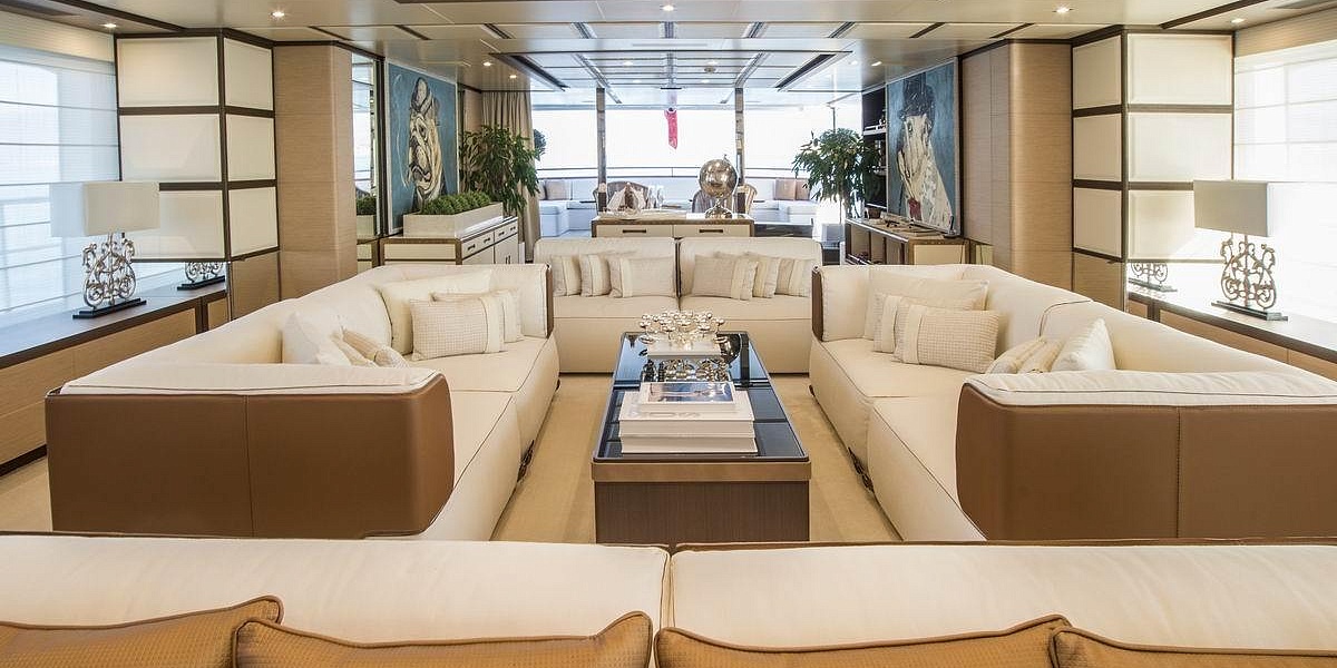 Аренда яхты Benetti Crystal 140 - NELA (Soy Amor) во Франции